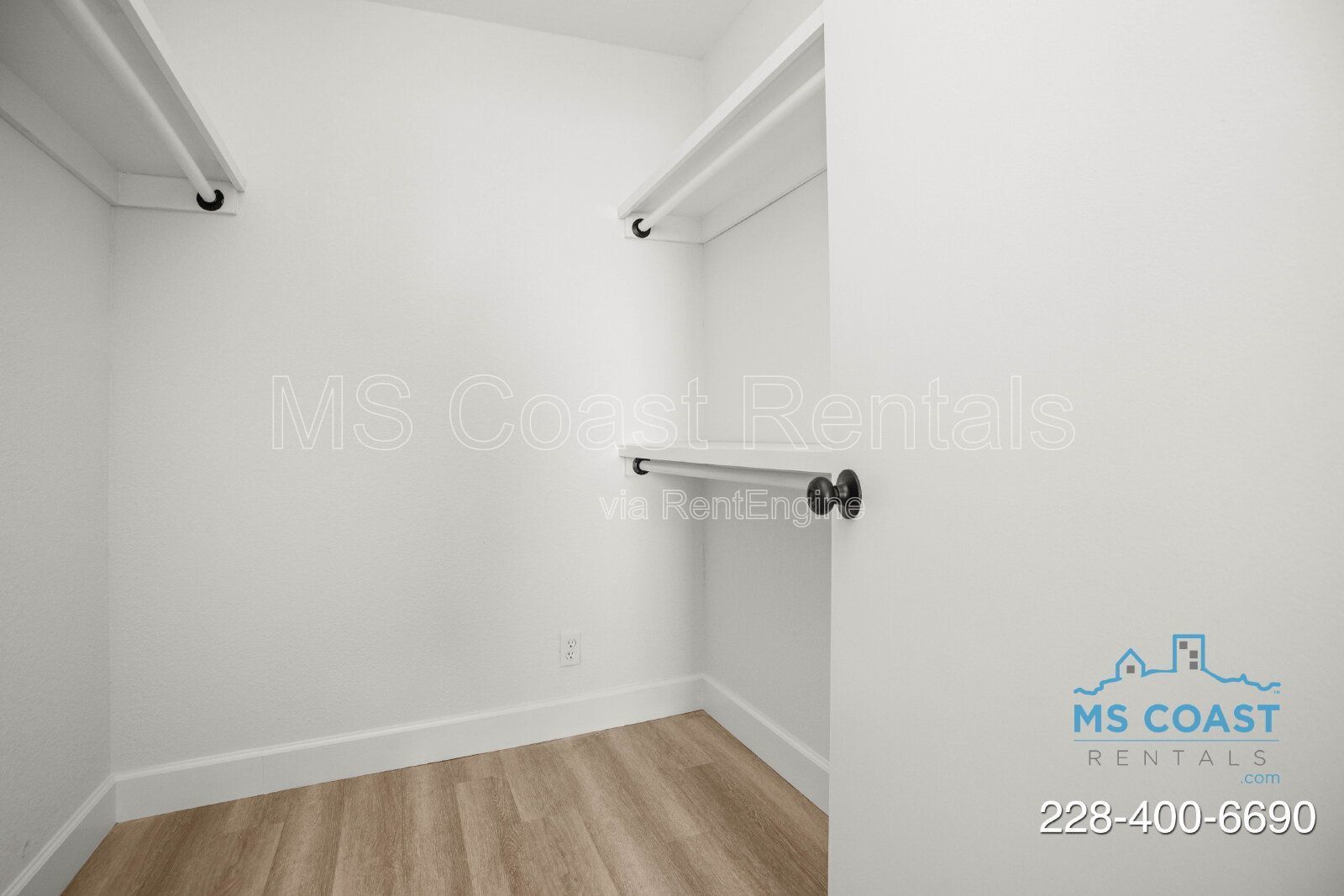 Freshly Updated 4 Bedroom Home - Easy Commute to Keesler Air Force Base, Downtown Biloxi, the Beach, and the Casinos! property image