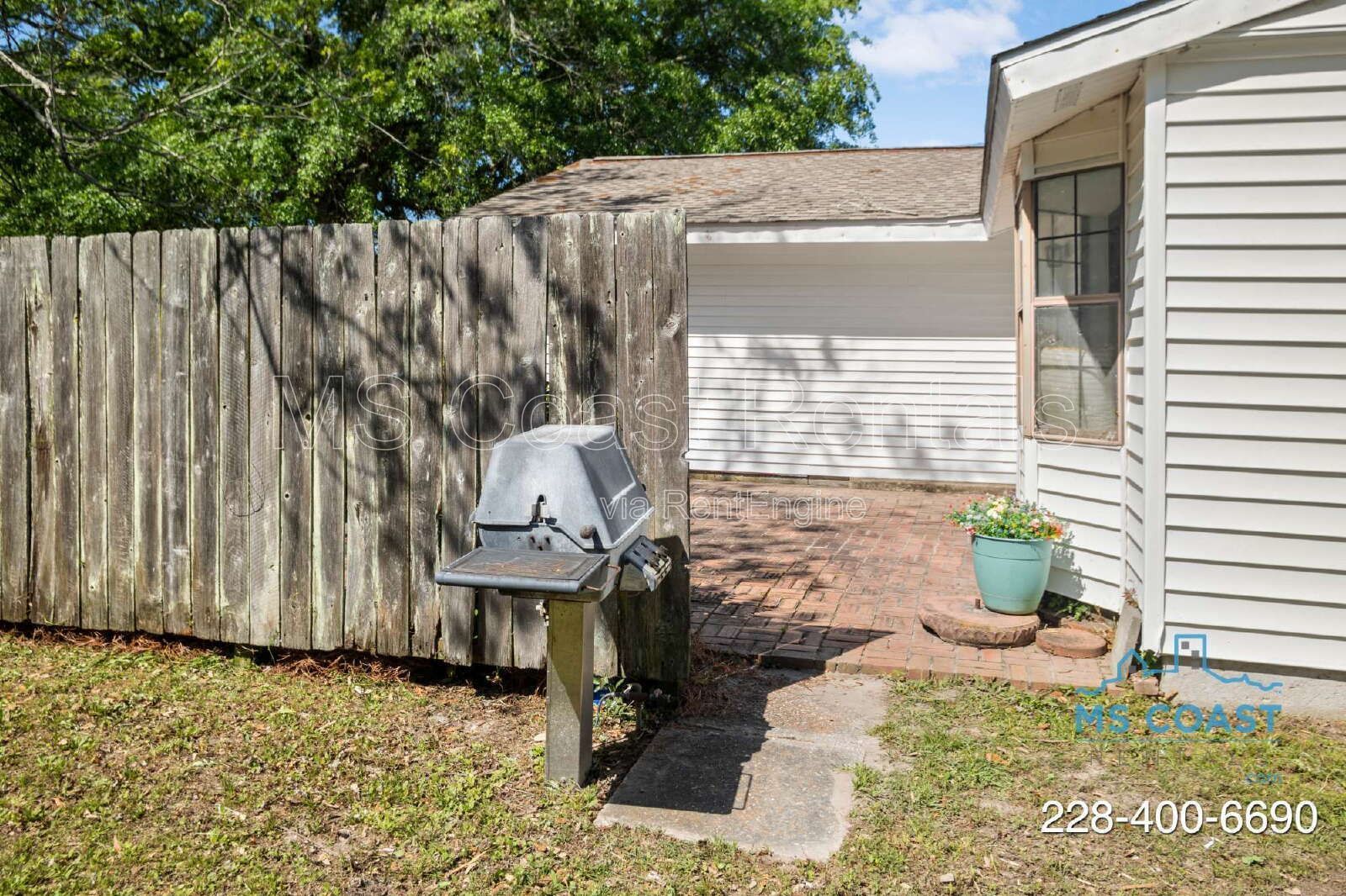 Freshly Updated 4 Bedroom Home - Easy Commute to Keesler Air Force Base, Downtown Biloxi, the Beach, and the Casinos! property image