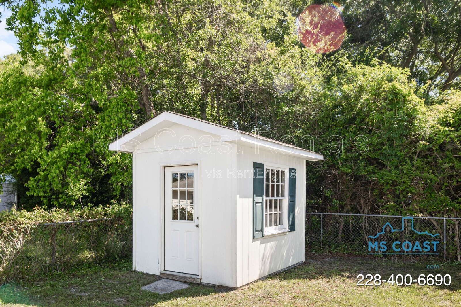 Freshly Updated 4 Bedroom Home - Easy Commute to Keesler Air Force Base, Downtown Biloxi, the Beach, and the Casinos! property image