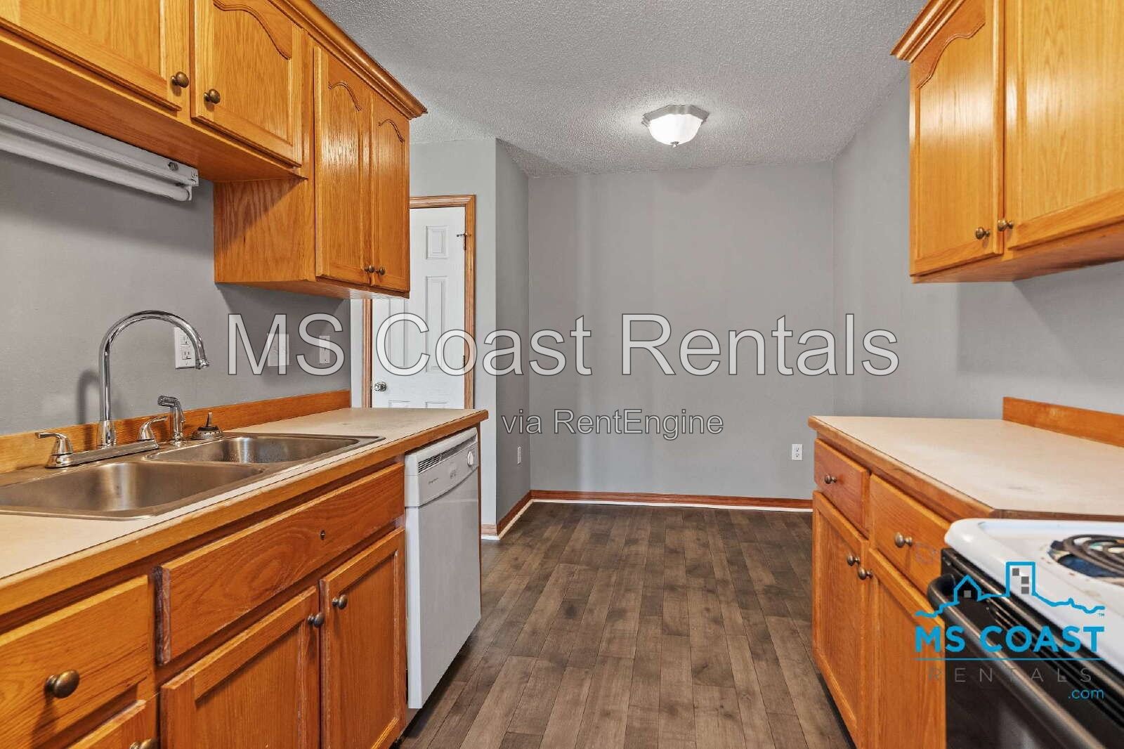 New listing in Ocean Springs! 2636 North 10th Street property image