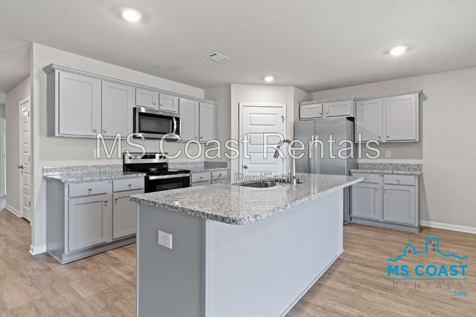Stunning 4-Bed, 2-Bath Home in Biloxi property image