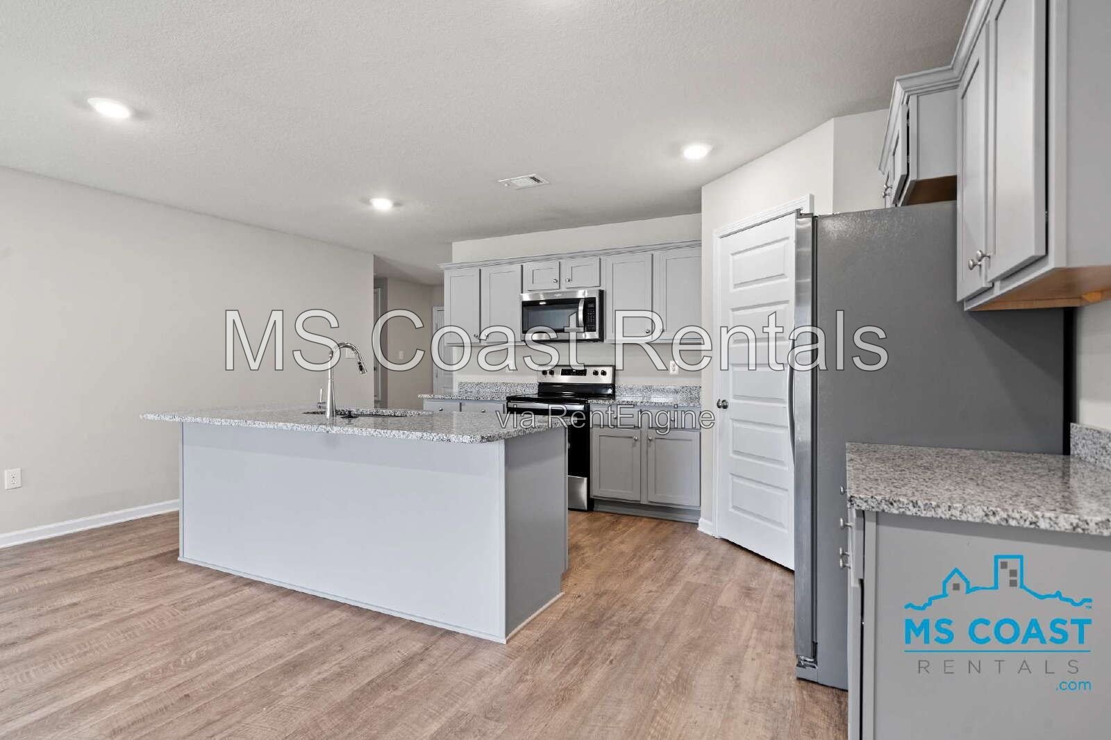Stunning 4-Bed, 2-Bath Home in Biloxi property image