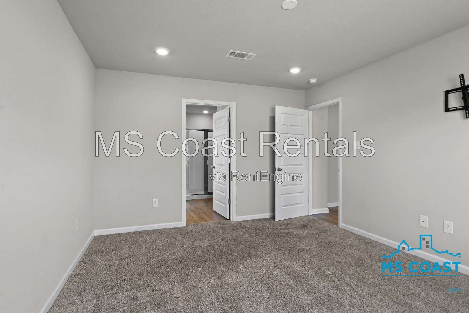 Stunning 4-Bed, 2-Bath Home in Biloxi property image