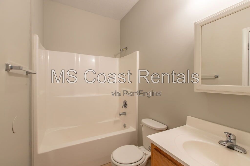 2-Bedroom, 2-Bath Sanctuary in Biloxi – 1039 Sq. Ft. at 15815 Adam Road! property image